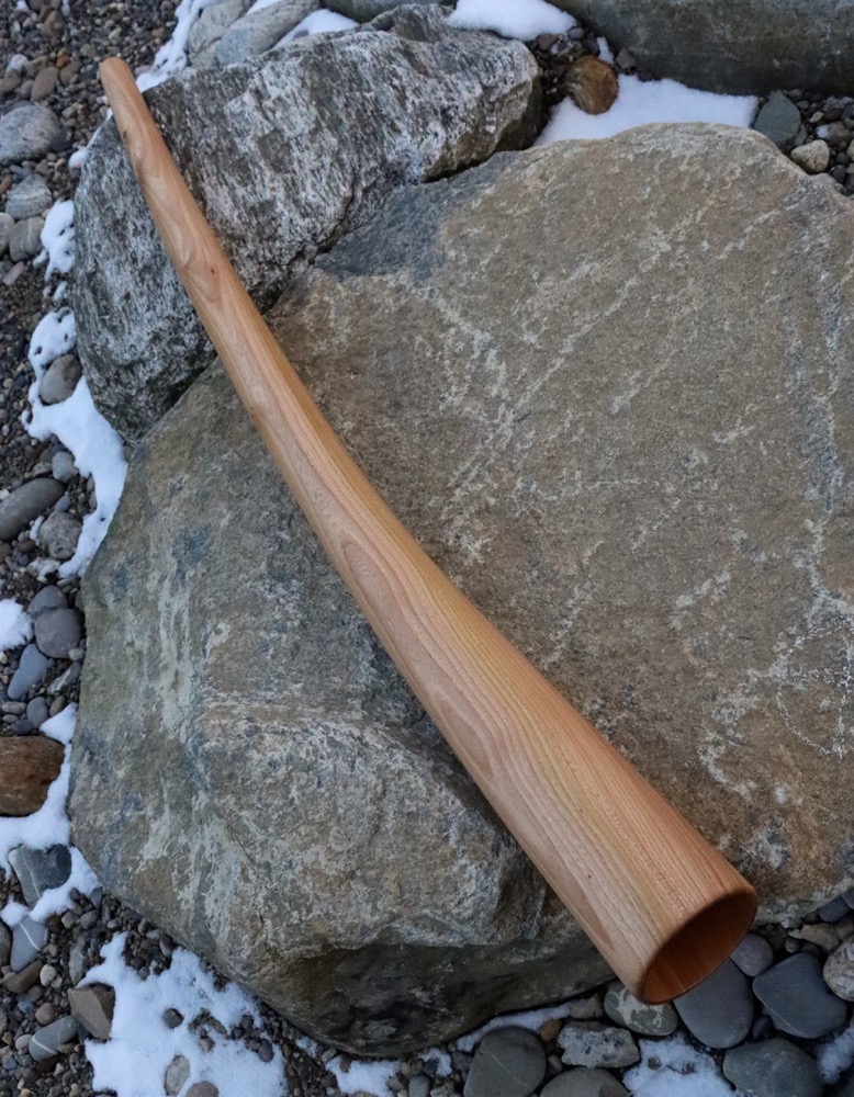 Didgeridoo Highend aus schweizer Eschenholz C 151 cm